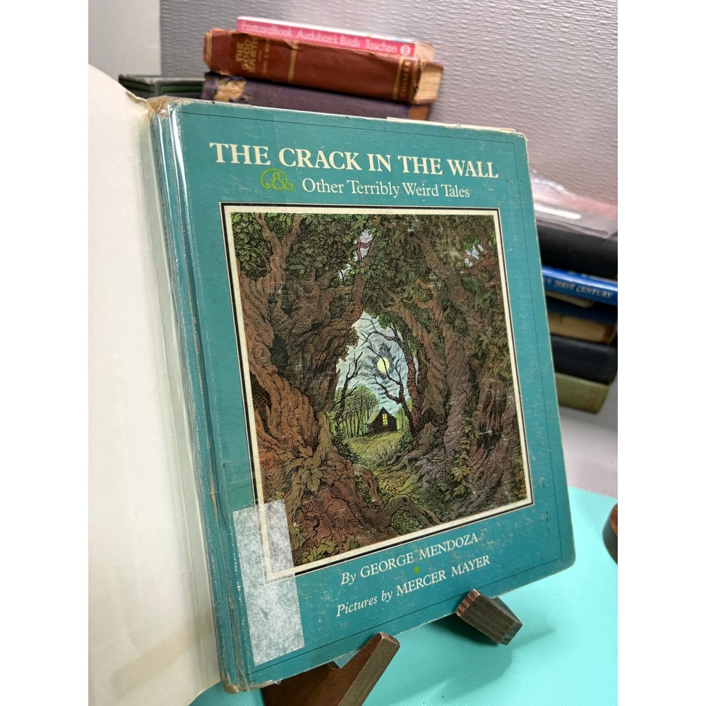 1968 The Crack in the Wall George Mendoza Mercer Mayer First Printing Hardcover
